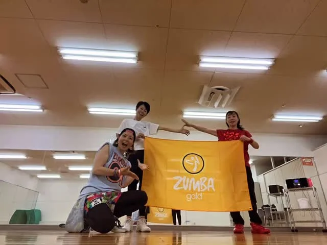 つかしんカルチャーセンターずっとメンバーさん2人でしたが、7月から2人新規入会してくれそうです！😊

すぐ近くにグンゼのスポクラがあるし、月会費が高い割には回数が月2回しかないという、イマイチな条件の中💦

お近くの方で、月2回ほど、楽しく体を動かしたい方々ご参加お待ちしてます♪

【つかしんカルチャーセンター】（東街6階）

第1.第3木曜日　10:20〜11:20
入会金　2.200円（事務手数料）
月会費3970円
初回2ヶ月、または3ヶ月まとめて入金

施設はとても素敵なスタジオです🙌👯‍♀️✨

体験だけでも是非どうぞ🫶