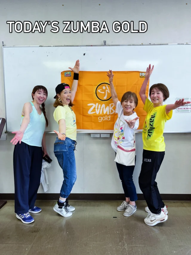 今日はジャザサイズ、エアロ経験の初参加さんご来場👯‍♀️

 ZUMBAにも来てくださるみたいです🫶🎶

GOLDでも十分汗かいて、運動になったようで、なにより〜

いい日旅立ち（百恵ちゃんバージョン）でタンゴやりましたが、『梨花が百恵ちゃんで踊ってる〜って思いました』って🤣

最近また梨花様に似てるってよく言われ出しました。笑

ありがたい限り🙇‍♀️

今日は中央体育館前に、念願のれいこ先生の ZUMBA行って来ました！

弟子入りさせてもらおう。
中央体育館前に1エネルギー頂いて、パワー全開で頑張る！

れいこ先生ありがとうございました😊
メンバーさんも、みんなめっちゃ優しい、良い人ばっかり🥹

@reiko.zumba_tada 
@vamoskobe2024